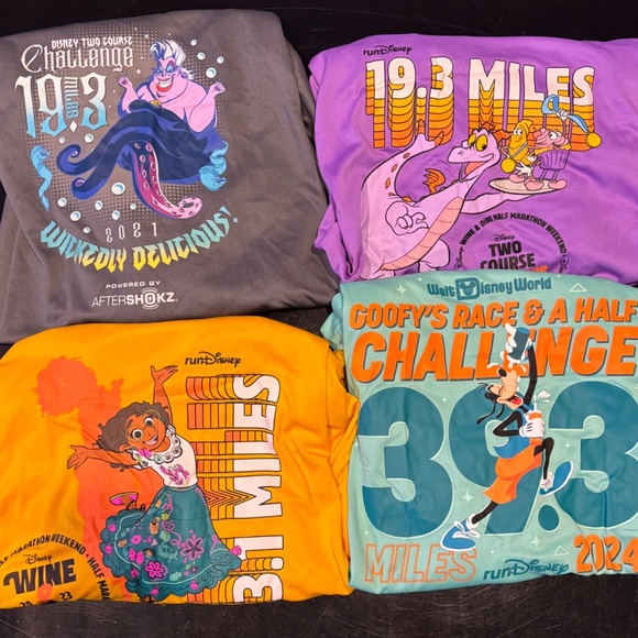 Lot of 16 RunDisney event and finisher shirts - Picture 2 of 3
